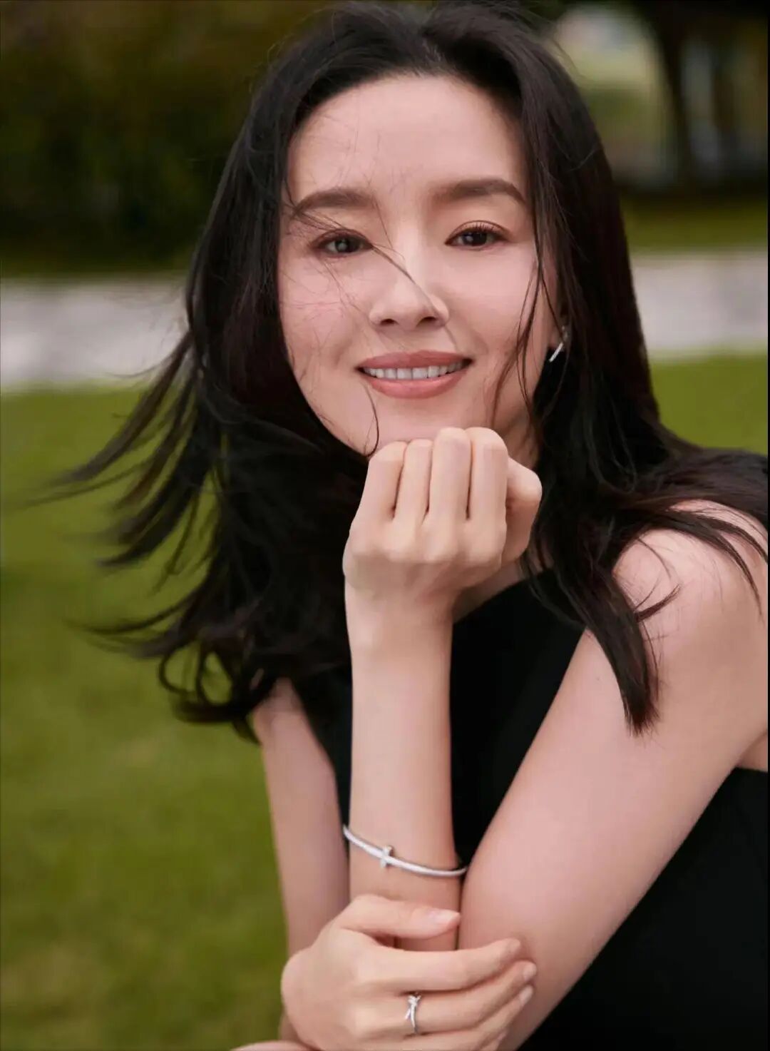 离婚多年仍单身的8位女明星，如今更享受一个人的自由