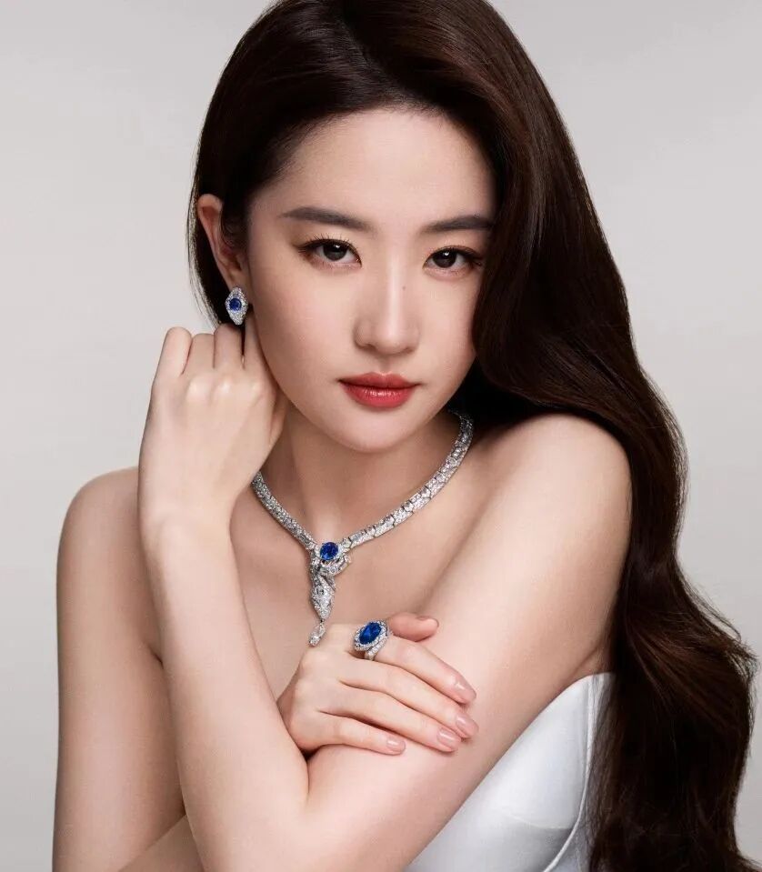 刘亦菲宝格丽全球品牌代言人