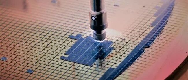 为何三星和英特尔都盯着芯片代工这块“肥肉”，因为市场需求太大 了？