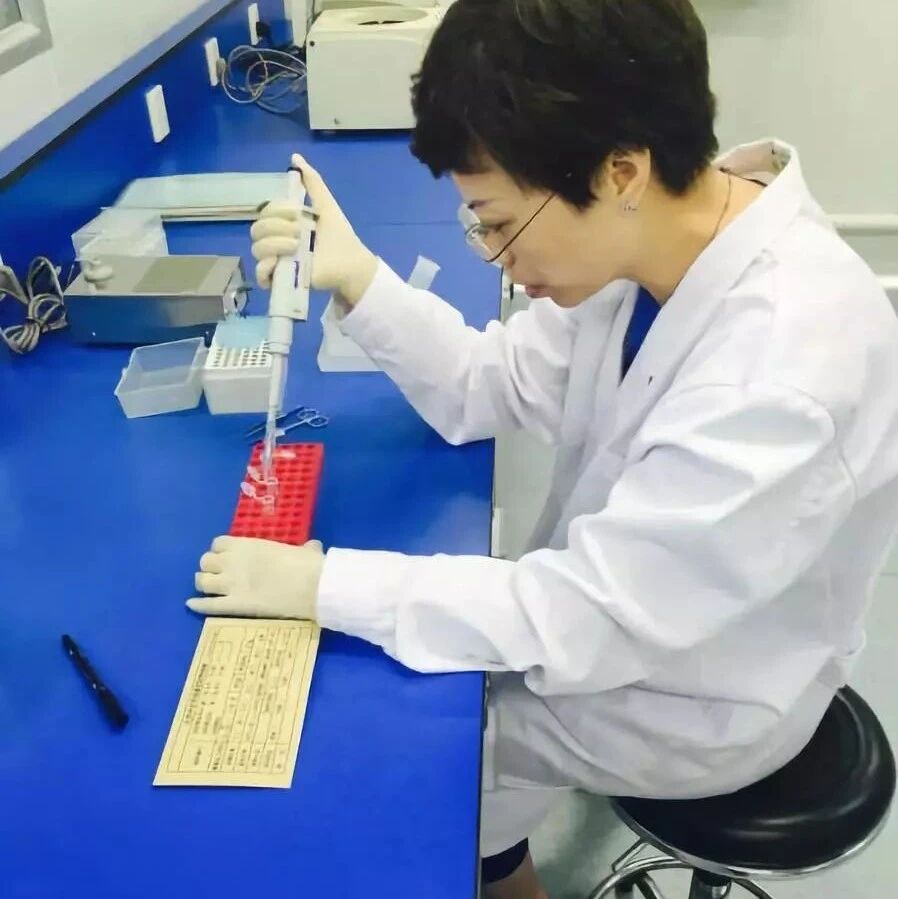 亲子鉴定师：入行17年，亲眼看见上万男人戴上绿帽子