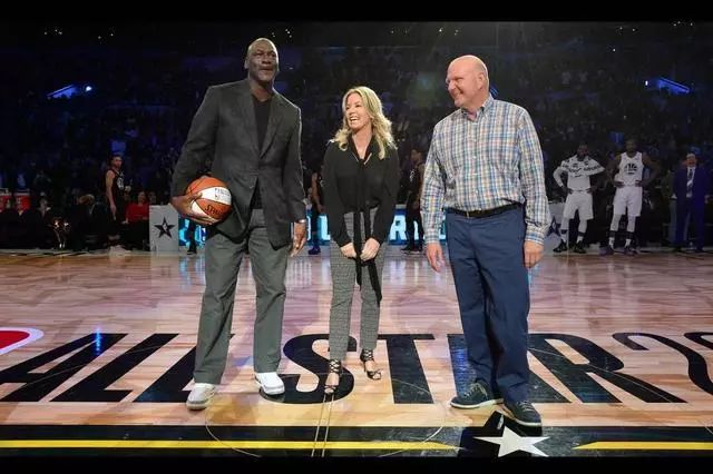 NBA巨星們有多奢侈，奧尼爾一天花900多萬，貧窮限制了我們 運動 第7張