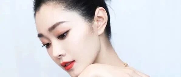 庆余年原班人马拍摄，刚开播女主就因为太美上热搜，又是部爆款剧