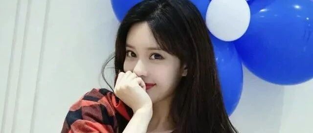 孟子义被郭敬明说是网红脸，曾为造型顶撞袁咏仪，她快要被骂火了