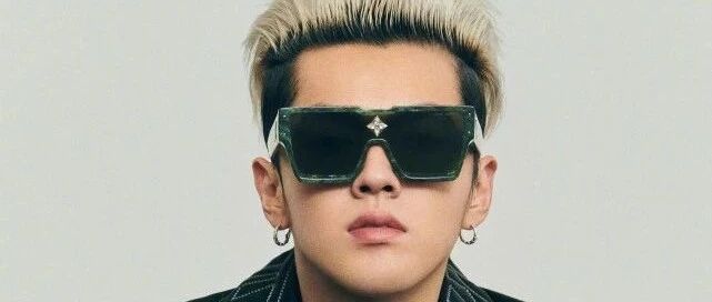 吴亦凡工作室成员接受采访，7年换10个经纪团队，吴亦凡很难搞