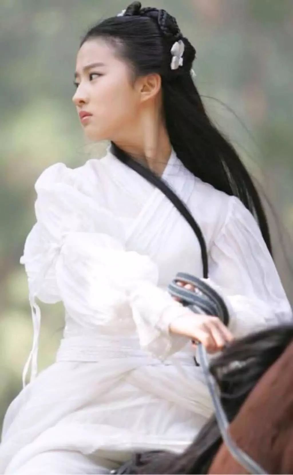 虎撲女神排名榜讓人很意外，清麗脫俗的劉亦菲還不是第一 娛樂 第3張