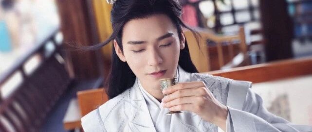 《山河令》首发预告，除了张哲瀚和龚俊，女主角的人选让人意外