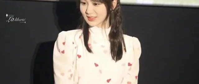 杨紫颜值成谜？从路人生图到粉丝精修图，网友：毫不相关