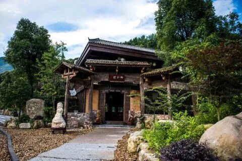 二十四桥是哪个景点_桥的旅游景点_桥上景观