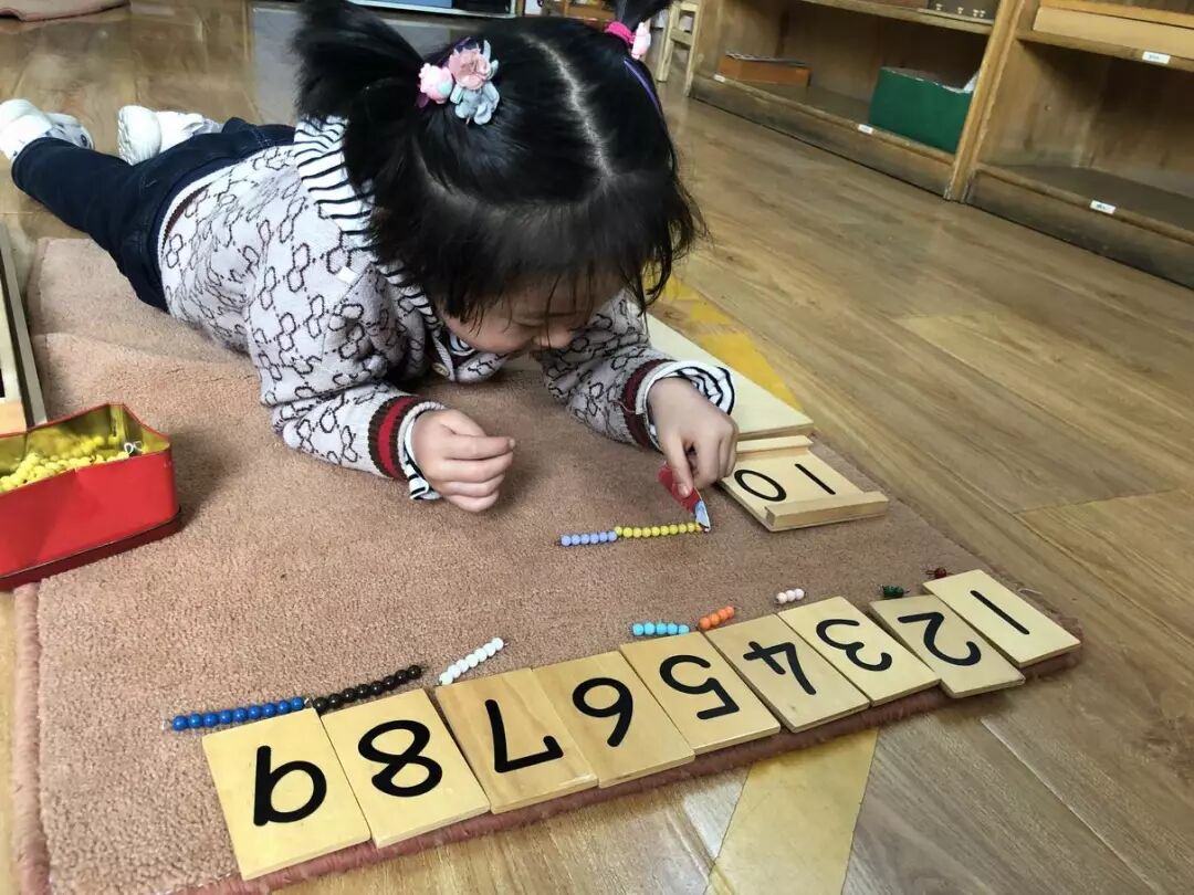 不要让孩子上蒙氏班_让孩子上蒙氏幼儿园_班蒙氏孩子让要上幼儿园