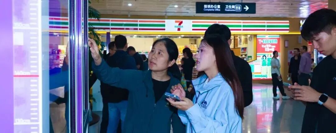 相机afc是什么意思下水捞相机、下雨送雨衣……游客点赞：焦作太暖了！_https://www.jmylbn.com_新闻资讯_第11张