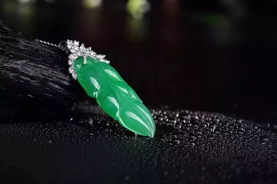 翡翠升值秘密：这4种买了就砸手里！