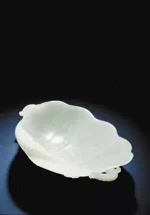 这款玉器是中国玉雕的巅峰，乾隆下令禁做！只因一个女人？