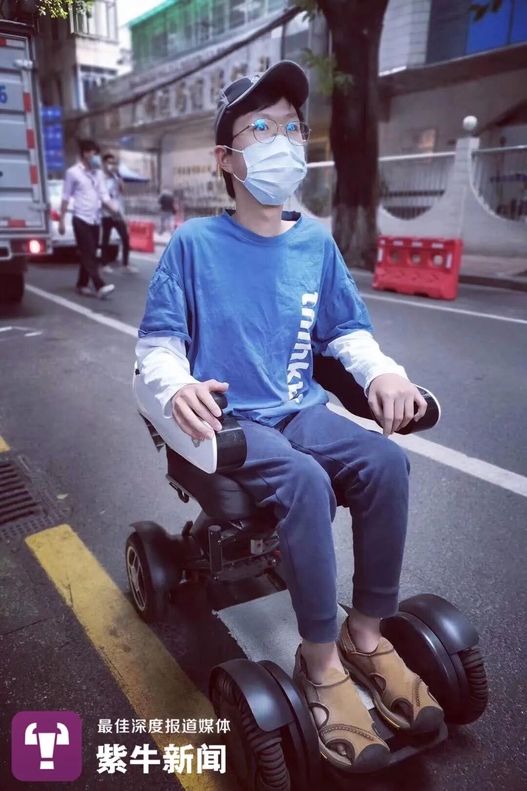 从不能走路到“上天入海”，这位“轮椅少年”的人生太励志！|从不能走路到“上天入海”，这位“轮椅少年”的人生太励志！