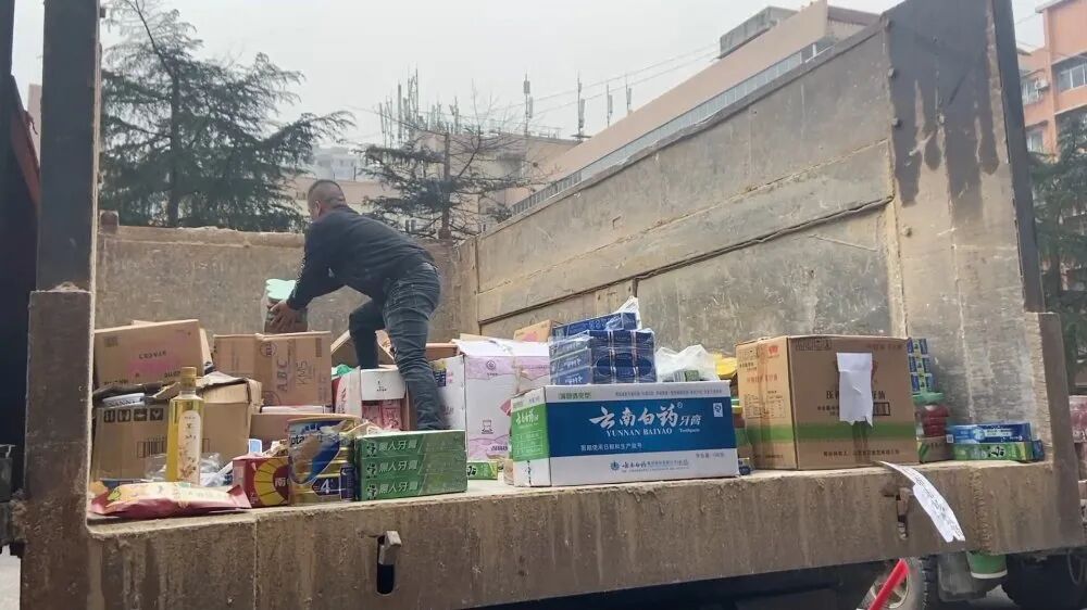 ��3.15���ж���ͭ�ʼ�������һ����ðα�Ӳ�Ʒ