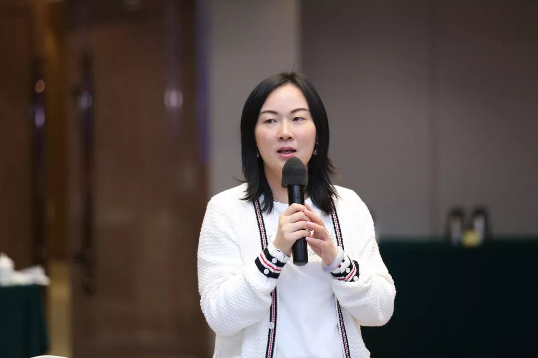 第一届完美中国业务发展委员会顺利召开