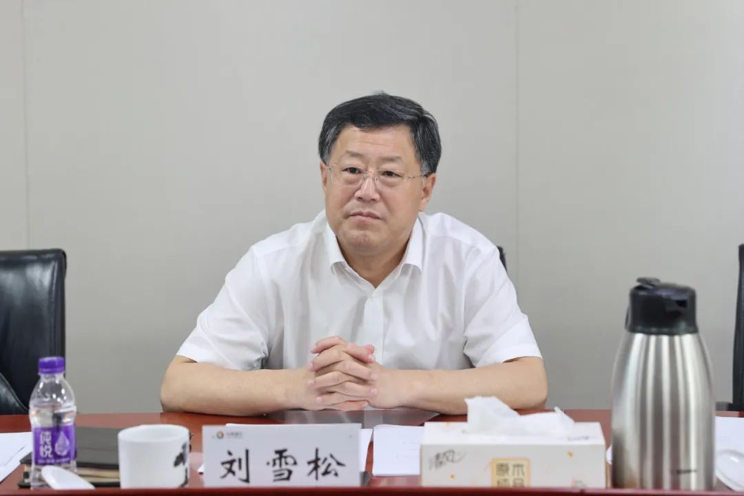 刘雪松一行赴北京与企业洽谈合作