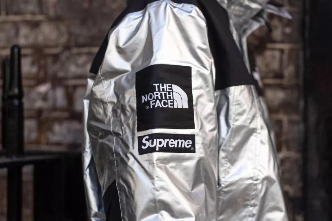 north face supreme man bag