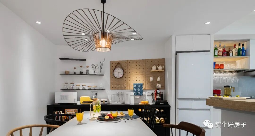 悬空电视柜高度_悬空电视柜高度和宽度_悬空电视柜做多高