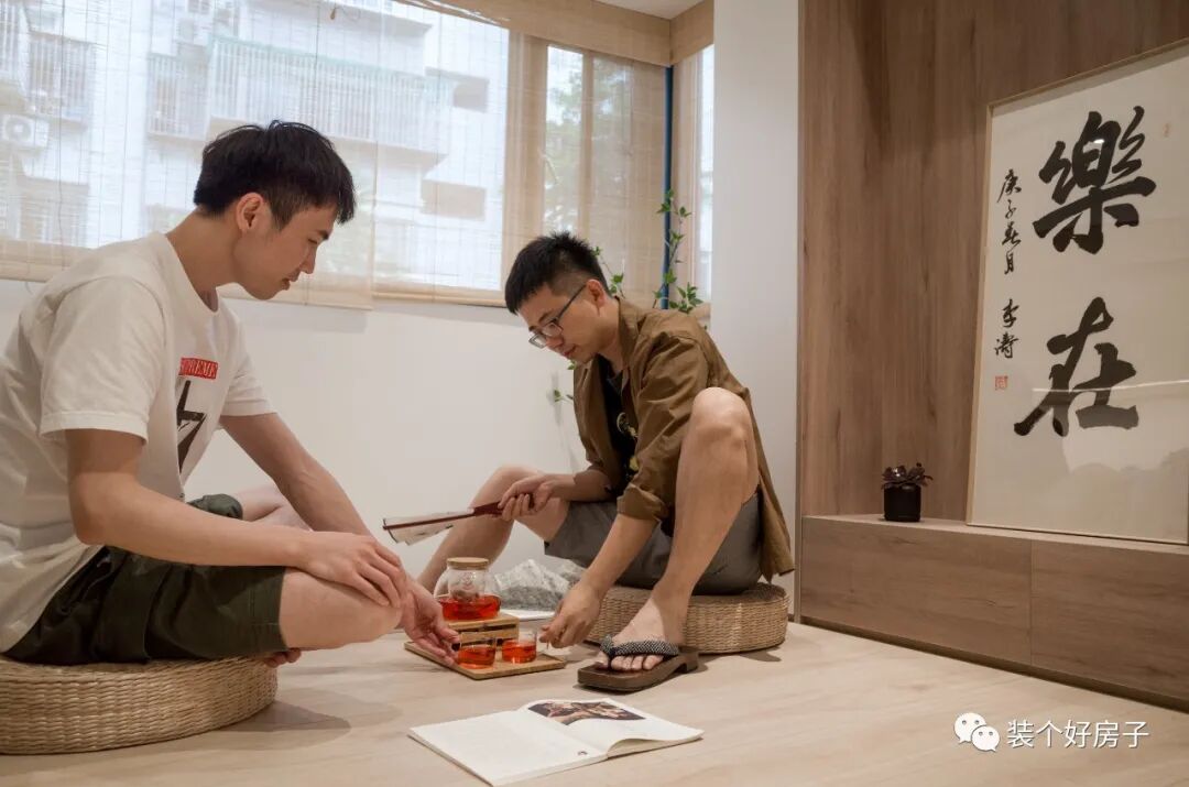 悬空电视柜高度和宽度_悬空电视柜做多高_悬空电视柜高度