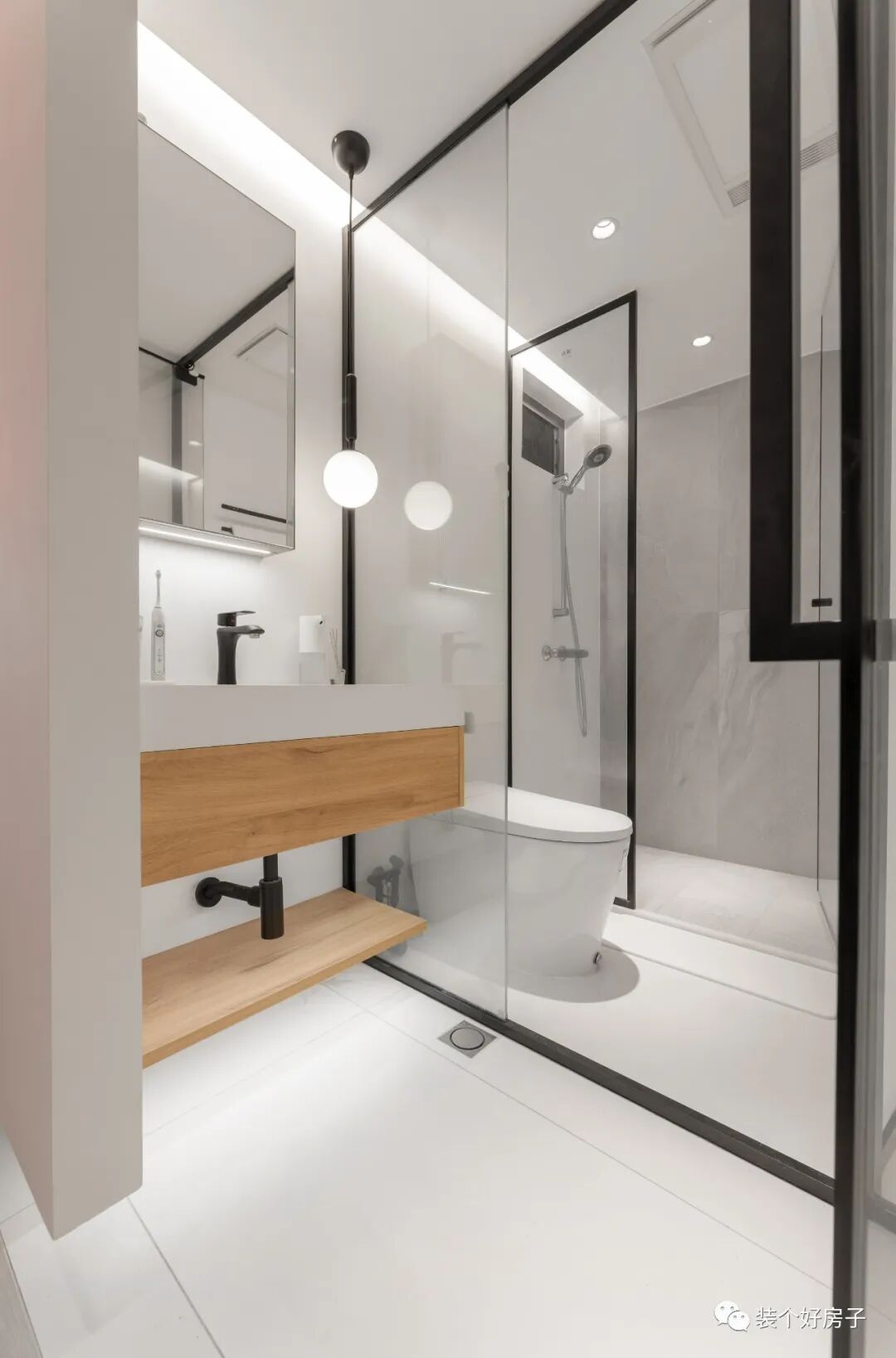 悬空电视柜高度和宽度_悬空电视柜高度_悬空电视柜做多高