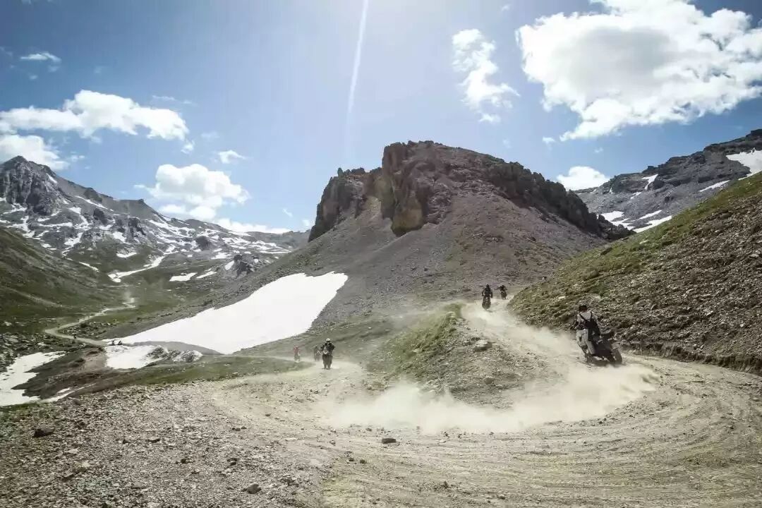 硬派拉力掌权派：KTM 1290 SADV R下