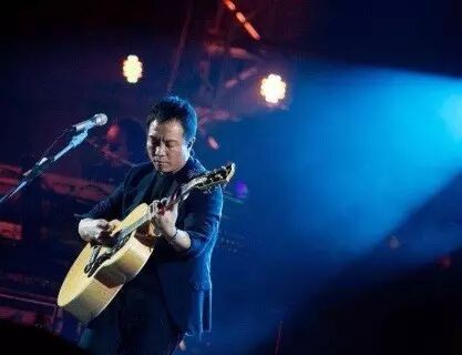 黄晓明和比速T5约会去了，这事儿Angelababy知道吗？