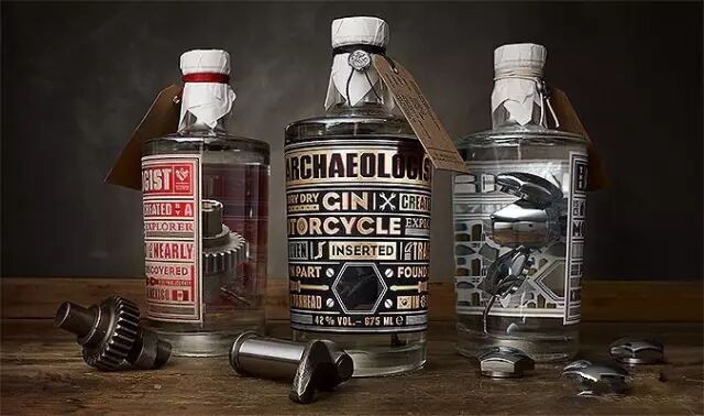 抢不上场场爆满的《战狼 2》，不如来波车企广告片过把瘾