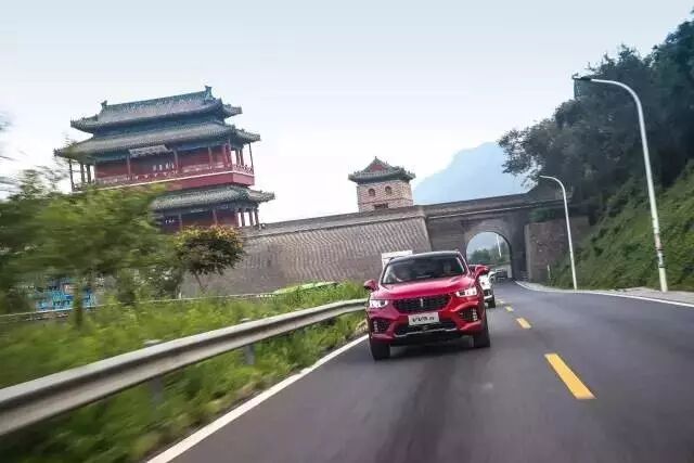 音乐、海风样样都浪漫，京城美景也与我有关