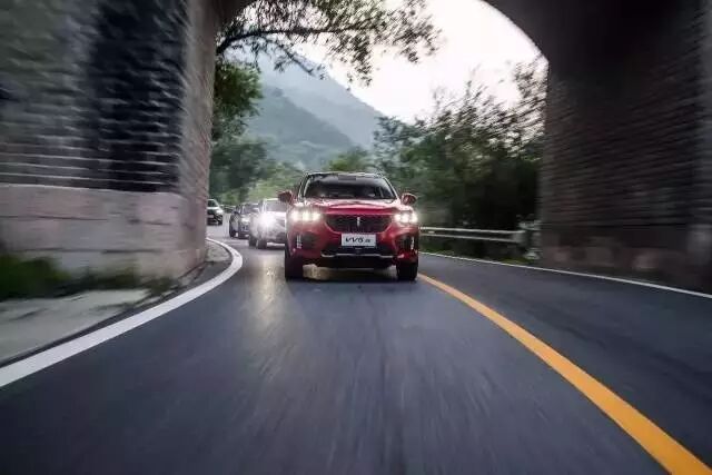 音乐、海风样样都浪漫，京城美景也与我有关