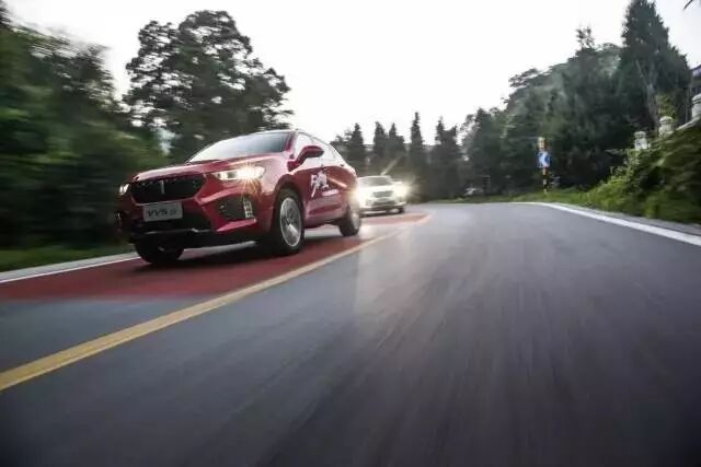 音乐、海风样样都浪漫，京城美景也与我有关