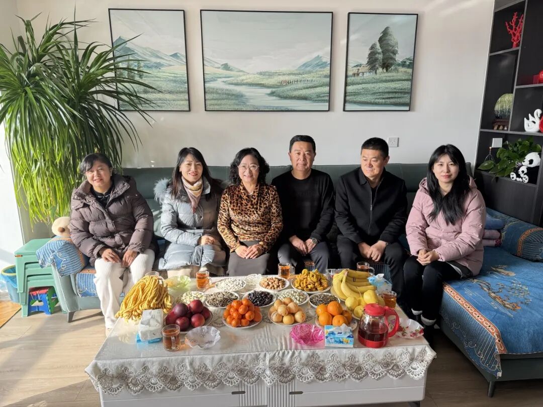 医院老职工代表走访慰问_医院退休老干部春节慰问_春节 慰问老干部