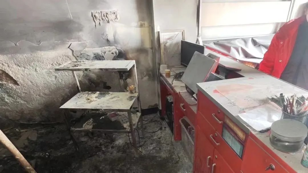 高温电器老化导致火灾事故