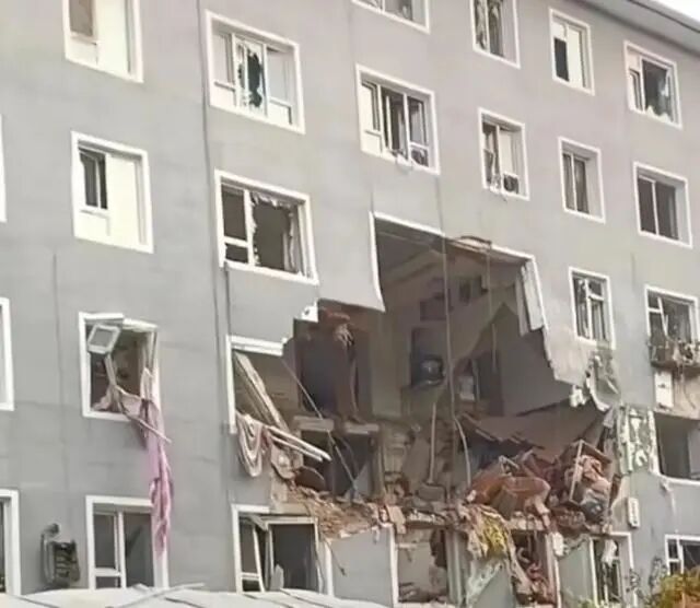 AED怎么自检突发燃气爆炸！1死、1重伤！紧急通知燃气用户开展燃气自检，不会自检的立即预约上门安检！附《燃气自检指南》_https://www.jmylbn.com_新闻资讯_第1张