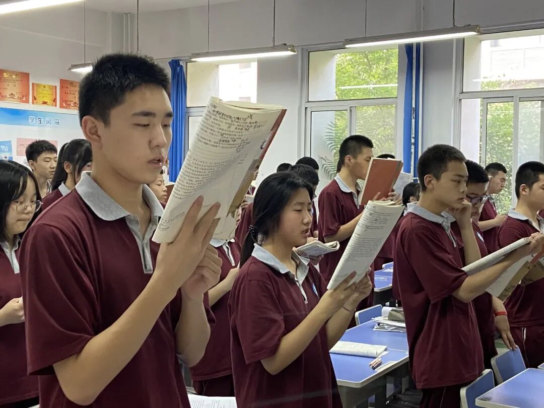 中学名誉校长全国著名校长,原衡水高中校长一,精诚团结的衡水管理团队