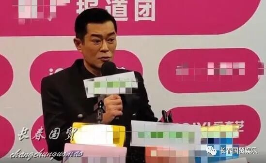 51岁古天乐脸部僵硬不自然，外貌别扭疑似“肉毒针”打太多！网友毒舌：还以为是蜡像，还我男神（组图） - 4