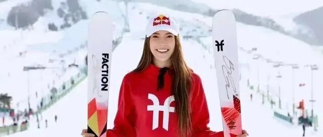 谁是最早追她的，谷爱凌品牌代言签约记！