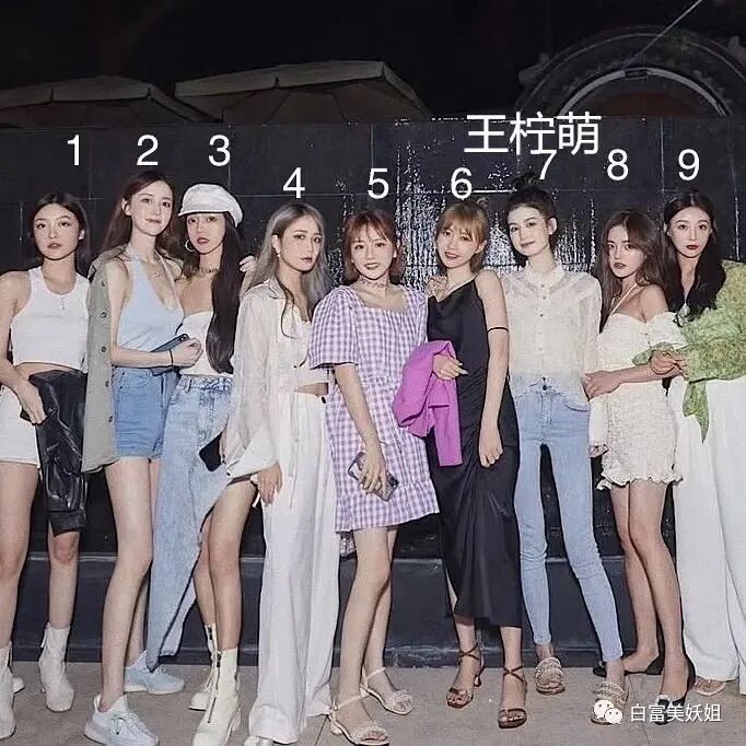 因太美遭霸凌，20岁嫁富二代生子却一身债，粉丝求她快红！（组图） - 30