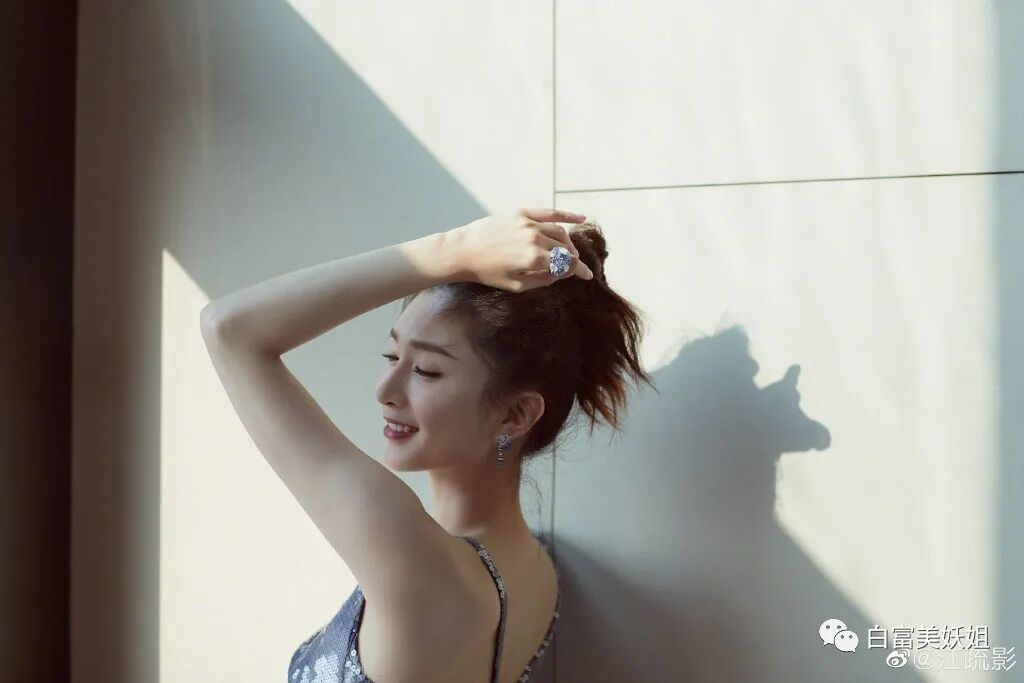 【网红】上海滩第1富二代后宫之争：被王思聪多次手撕的小网红笑到最后？（组图） - 13