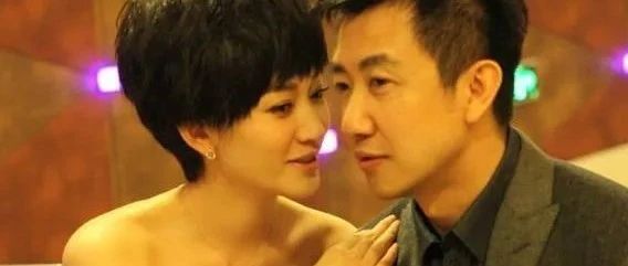 梅婷是他的前妻,李小冉无条件养了他7年,现在49岁开始低调生活