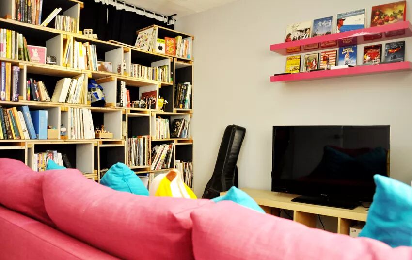 用彩色布置，營造溫馨居家空間 家居 第9張