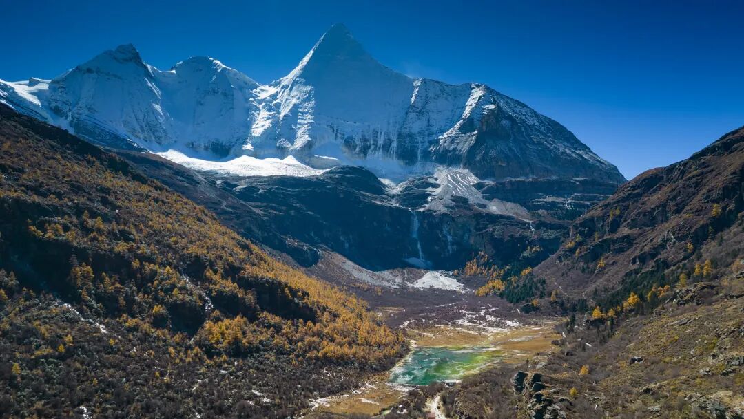 把湖泊森林草原看遍，它才是名副其实的秋景天花板！