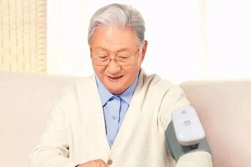 台式血压仪怎么用康恩惠降压血压仪的使用方法和注意事项_https://www.jmylbn.com_新闻资讯_第4张