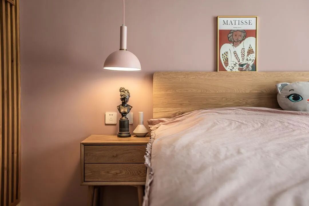 100㎡小三房，原木和北欧的碰撞，整体效果更统一，很有原始自然的气息，非常的佛系舒适