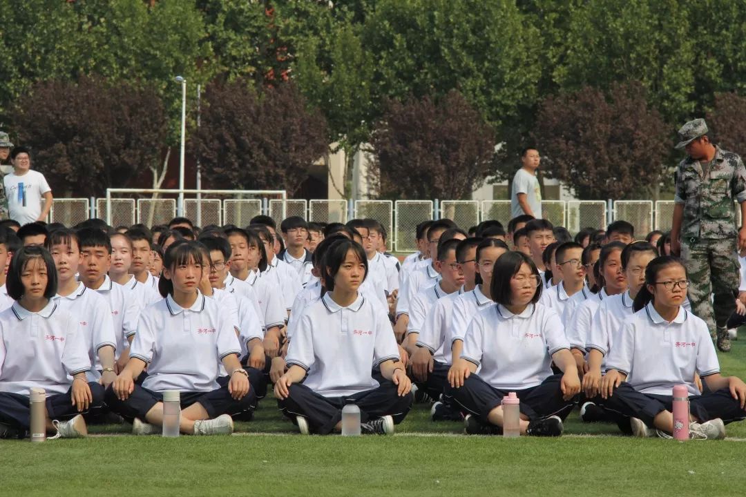 齐河一中举办消防知识讲座暨消防灭火实操演练活动