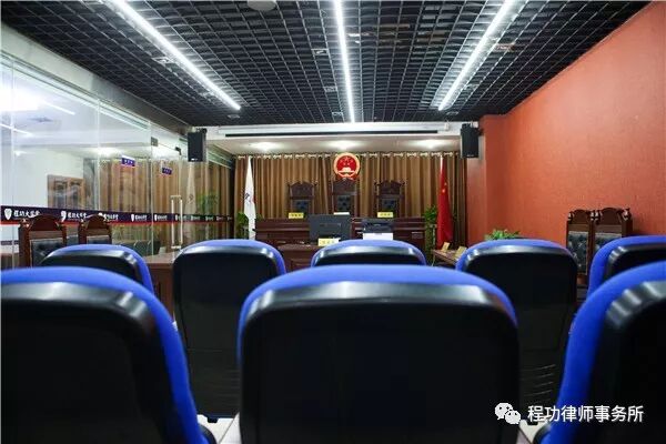 �̹���ѧ�ý�Ļ��ʽ���׽��������ڷ�ʵ����̳Բ������