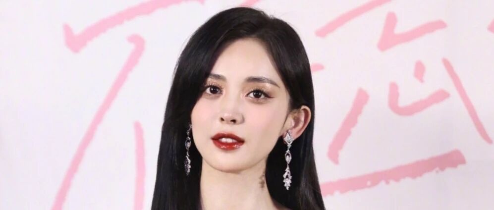 张雨剑吴倩离婚原因？邓伦李沁地下恋？杨紫番位癌？古力娜扎许凯有情况？郑业成被前公司吸血？