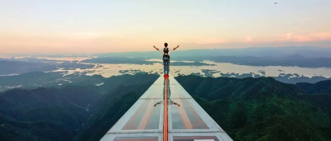 108米空中悬廊、1200米悬崖漂流、江南大冰洞…都是你没见过的杭州风景