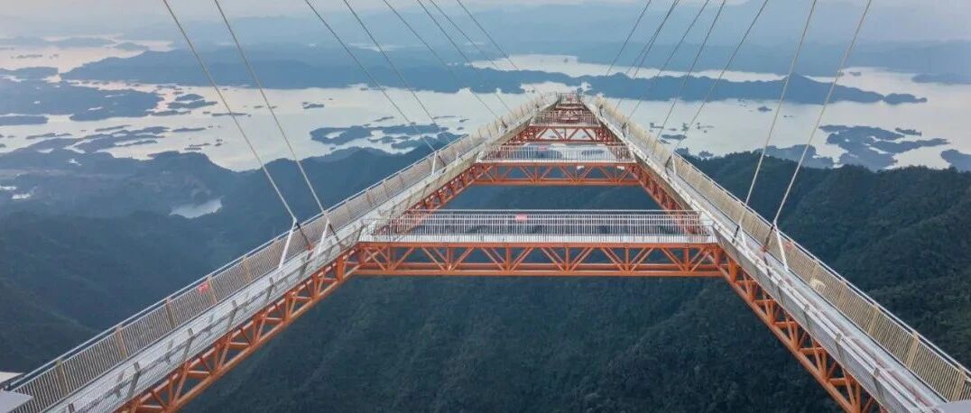 108米悬挑玻璃长廊、亚洲最大训练基地、高空秋千…这些未见过的杭州风景！统统奉上