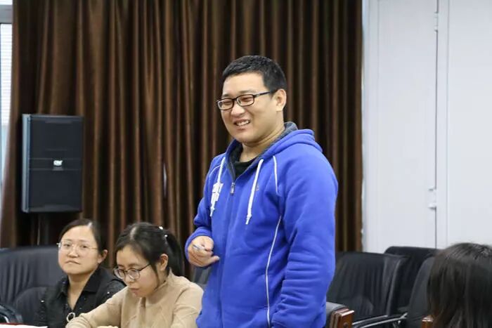 潤(rùn)恒咨詢召開第四期“職業(yè)成長(zhǎng)交流分享座談會(huì)”