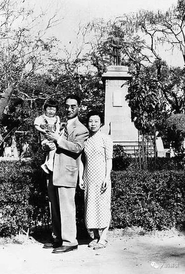 胡因梦的父母关系冲突，死后才学到的灵魂智慧-人的解读